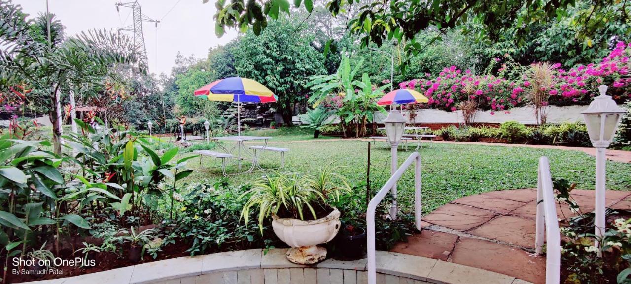 Lake View Resort Lonavala Exterior foto
