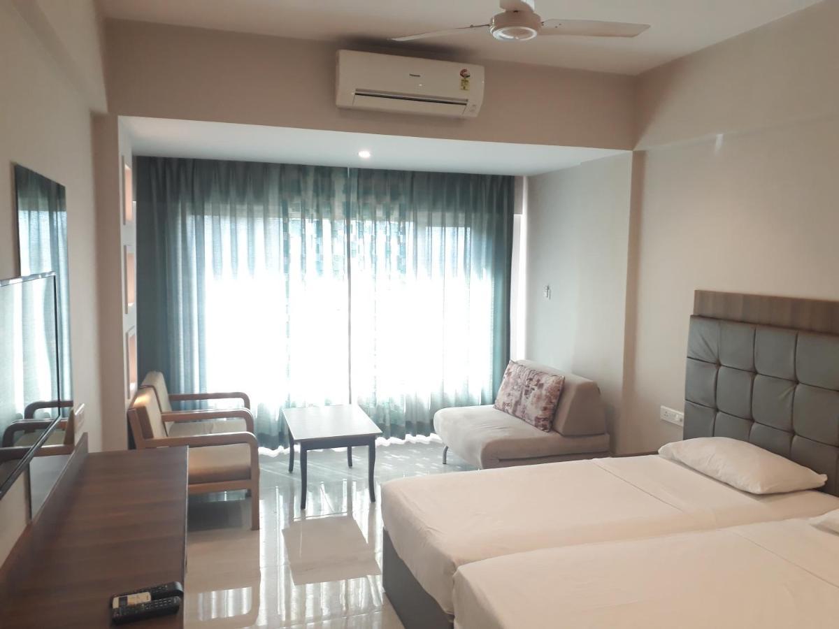 Lake View Resort Lonavala Exterior foto
